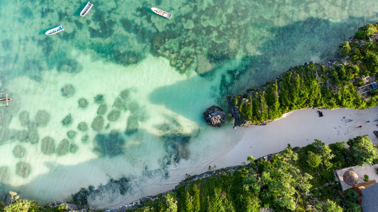 Azura Benguerra Island